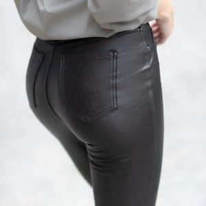 SPANX Leather-Like Ankle Skinny Pant - Black Small